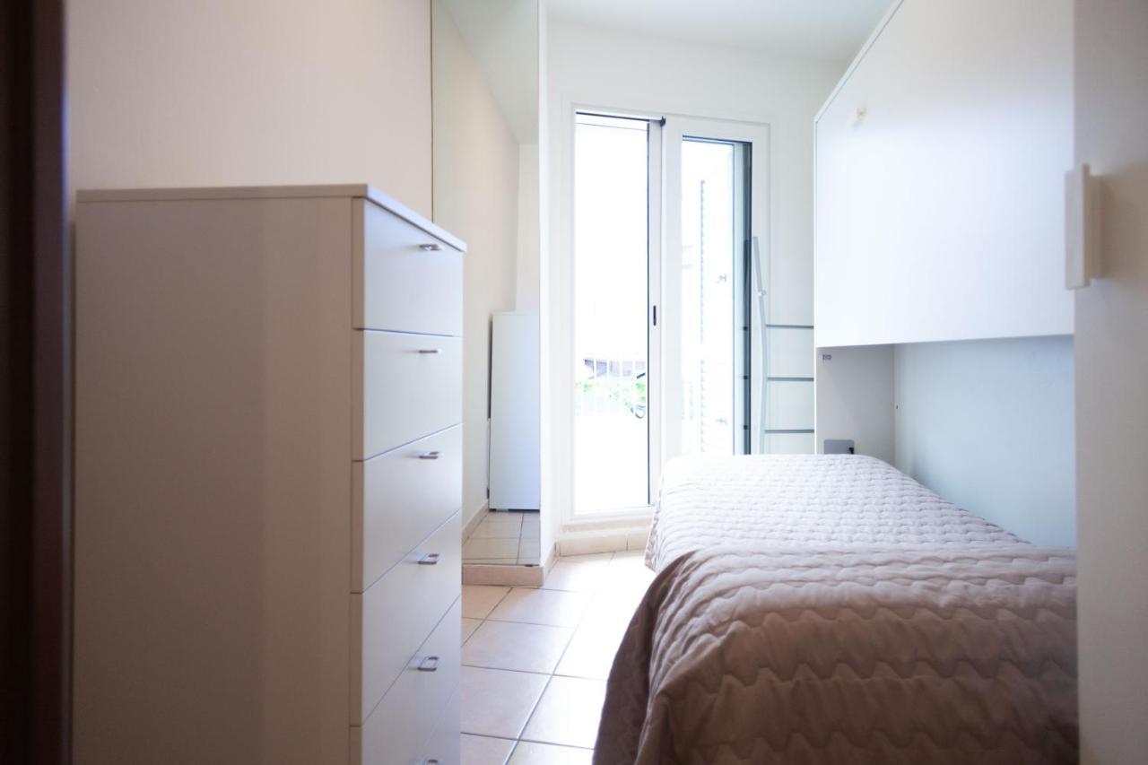 Residenza Alma Aparthotel Riccione Luaran gambar