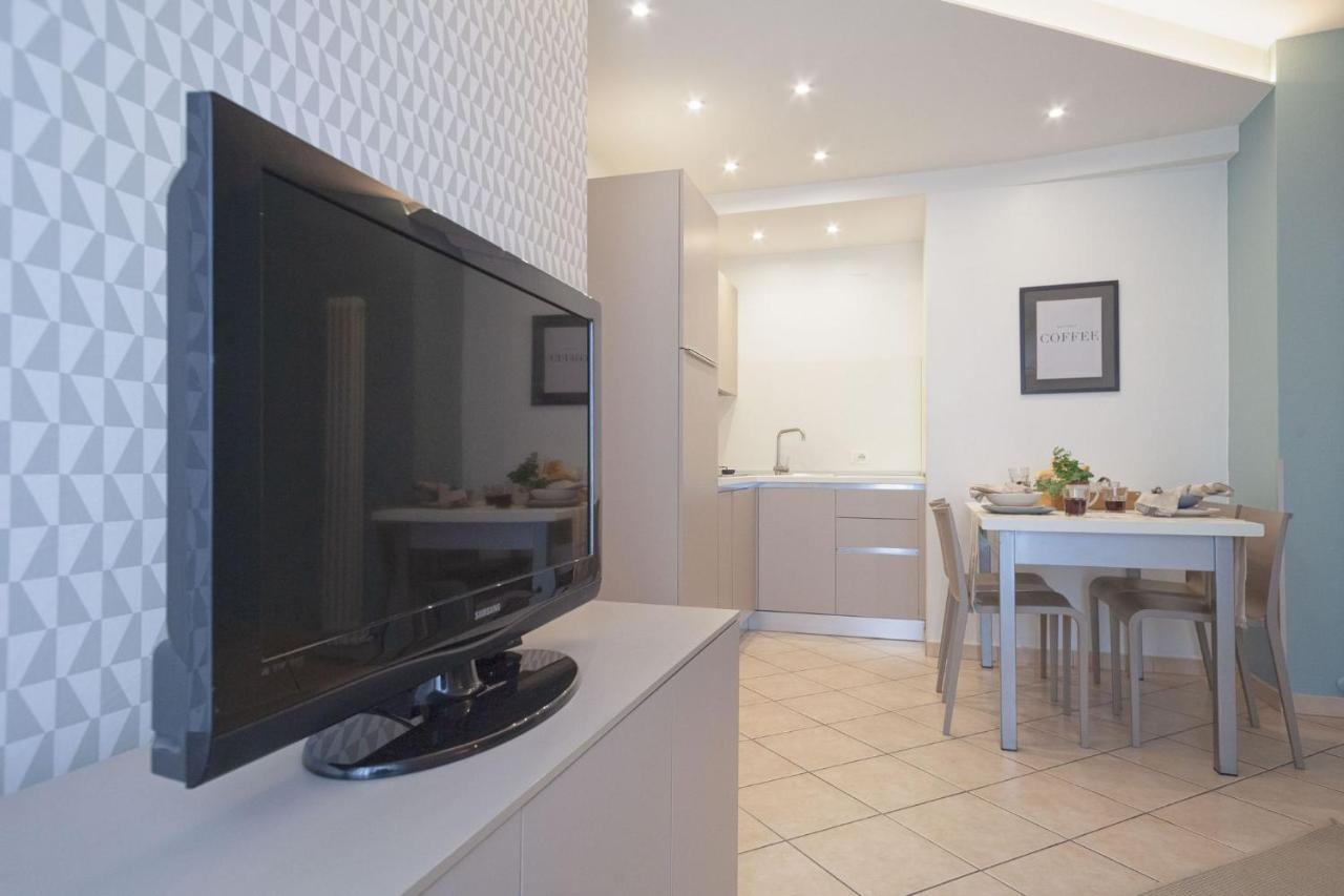 Residenza Alma Aparthotel Riccione Luaran gambar