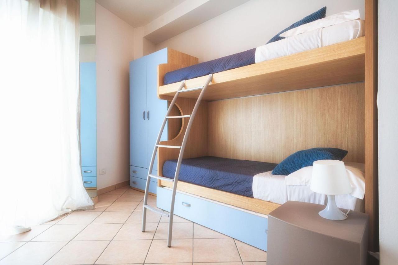 Residenza Alma Aparthotel Riccione Luaran gambar