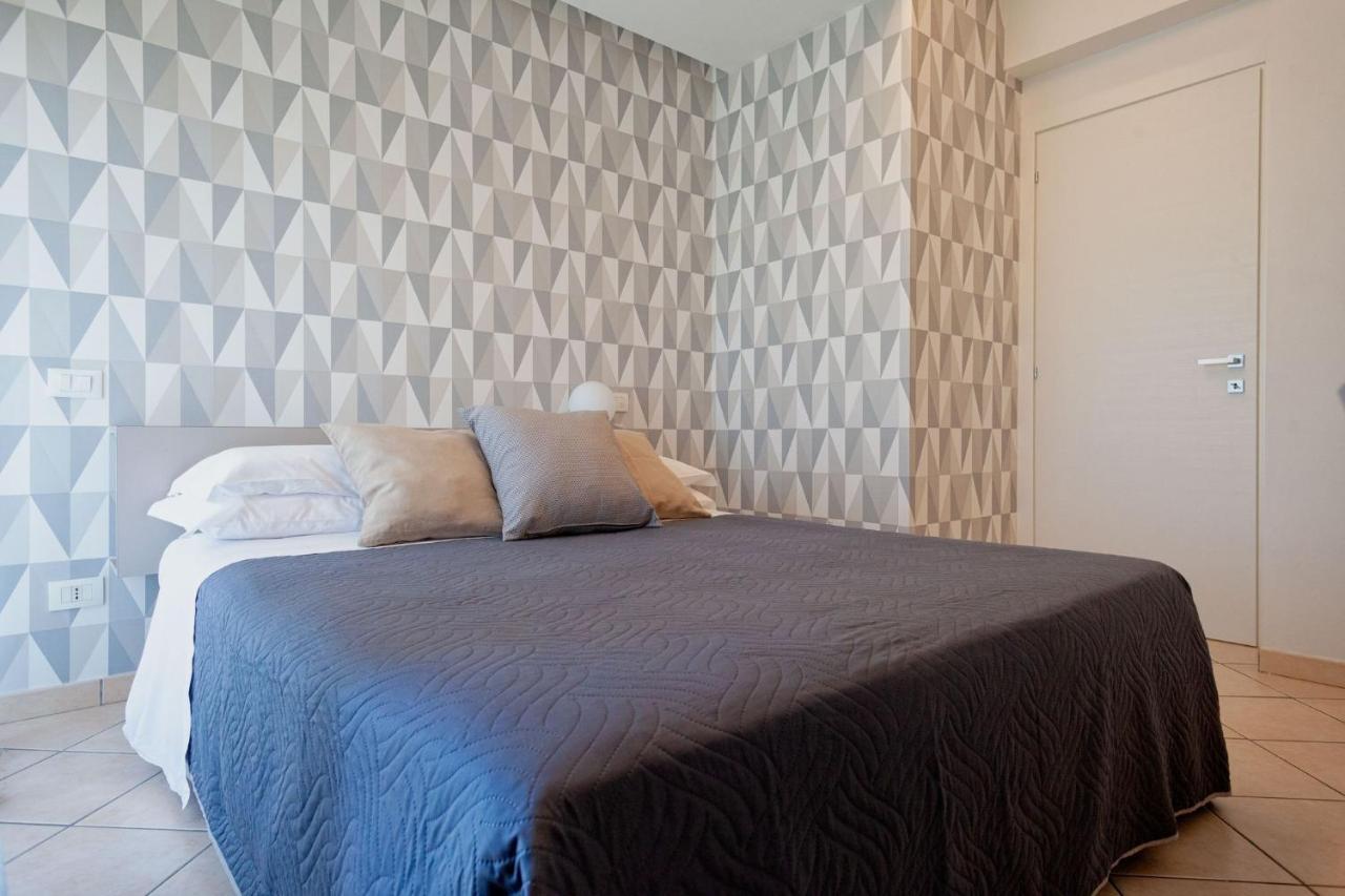 Residenza Alma Aparthotel Riccione Luaran gambar